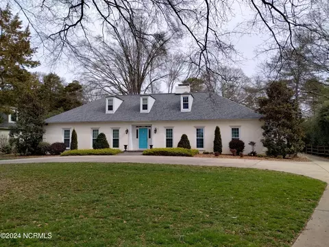 3921 River Ridge Rd, Charlotte, NC 28226