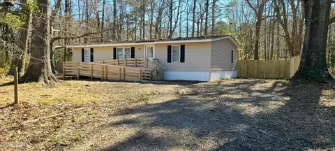109 Poplar Cir, Moyock, NC 27958