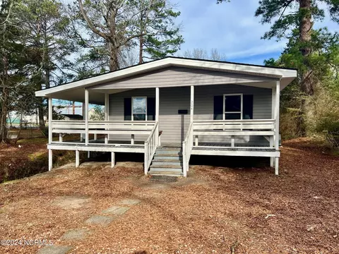 204 Morrison Ave, Tarboro, NC 27886