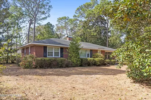 106 Ridgeway Dr, Wilmington, NC 28409