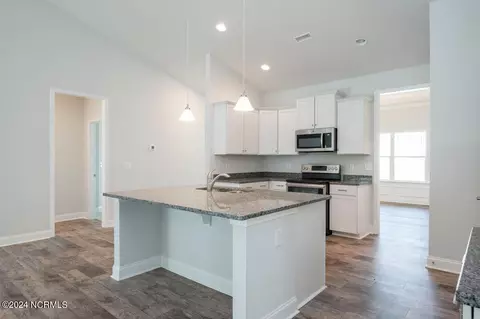 Kitchen - 149 Firethorn Cir, Wallace, NC 28466 photo 4 of 5