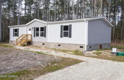 3456 Lewis Loop Loop SE, Bolivia, NC 28422