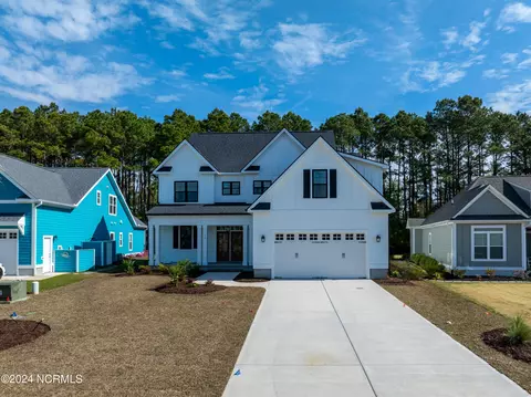 119 Spicer Lake Dr, Holly Ridge, NC 28445