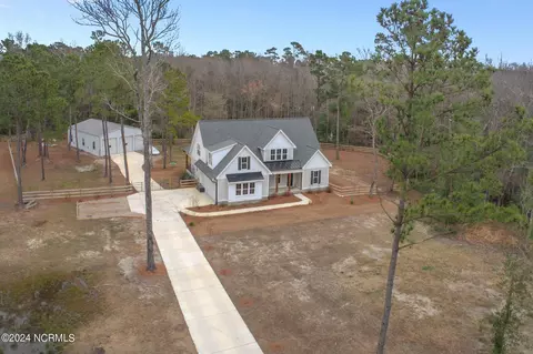 Exterior - 174 Colts Holw, Hampstead, NC 28443 photo 10 of 10