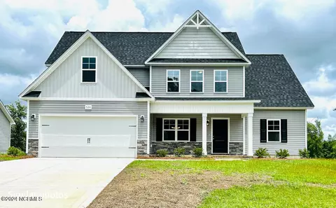 524 Isaac Branch Dr, Jacksonville, NC 28546