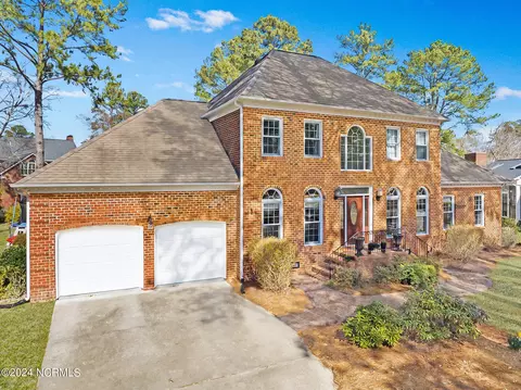 1009 Coopers Ct, Trent Woods, NC 28562
