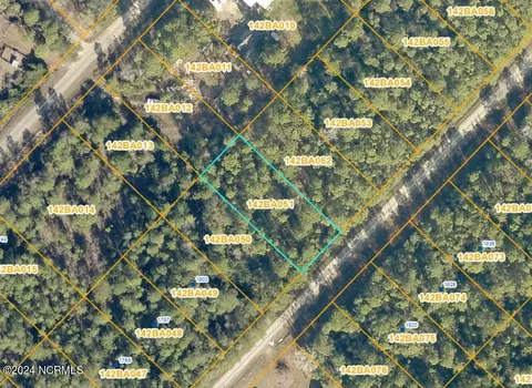 653 Beech Rd, Boiling Spring Lakes, NC 28461