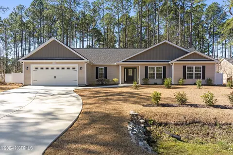 225 Boundary Loop Rd NW, Calabash, NC 28467