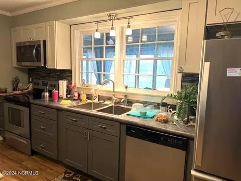 210 E Gray St, Windsor, NC 27983 photo 12