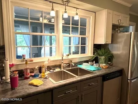 210 E Gray St, Windsor, NC 27983 photo 13