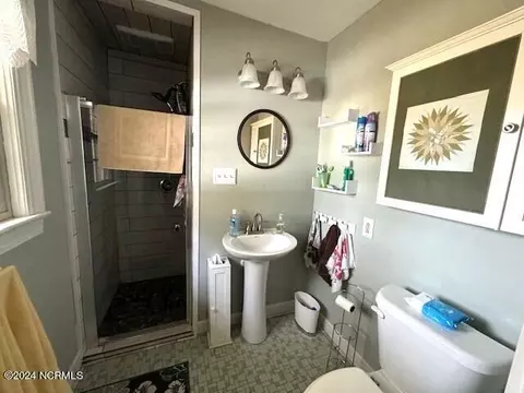 210 E Gray St, Windsor, NC 27983 photo 23