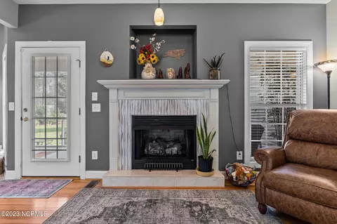 Living - 171 Laurel Oak Ln, Pinebluff, NC 28373 photo 4 of 5