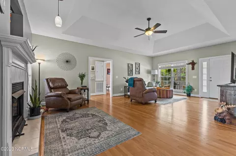 Living - 171 Laurel Oak Ln, Pinebluff, NC 28373 photo 2 of 5