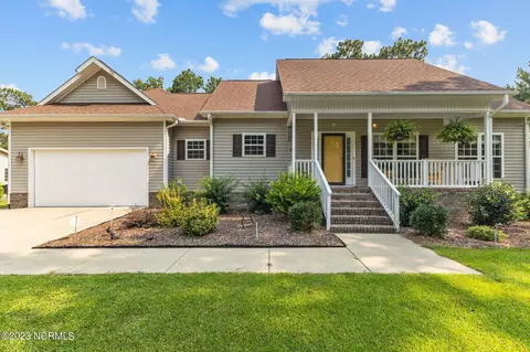171 Laurel Oak Ln, Pinebluff, NC 28373
