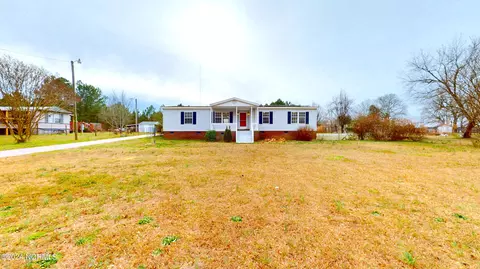 7749 Strickland Rd, Bailey, NC 27807 photo 2