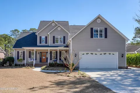 201 Golf Terrace Ct, Hampstead, NC 28443