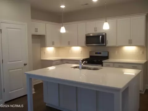 101 Paver Ln, Hampstead, NC 28443 photo 13