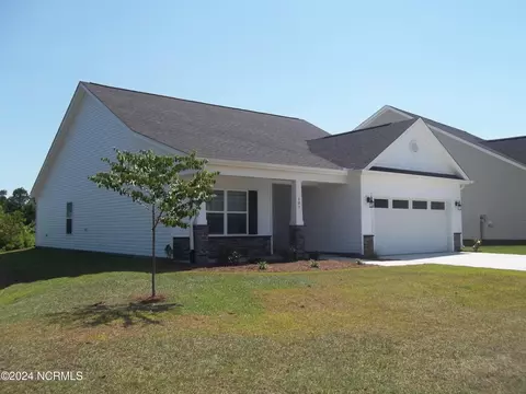 101 Paver Ln, Hampstead, NC 28443 photo 2