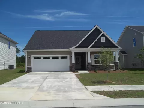 1022 Terraces Ln, Hampstead, NC 28443