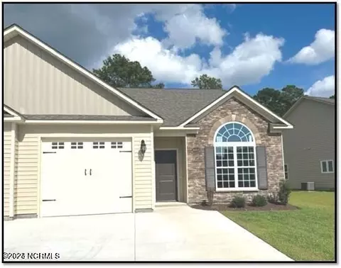 3240 Gordon Dr #B, Greenville, NC 27834