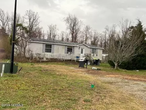 1520 Patsy Ln, Wilmington, NC 28405
