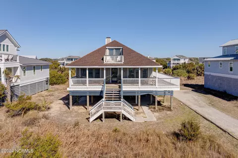 325 S Bald Head Wynd Wynd, Bald Head Island, NC 28461