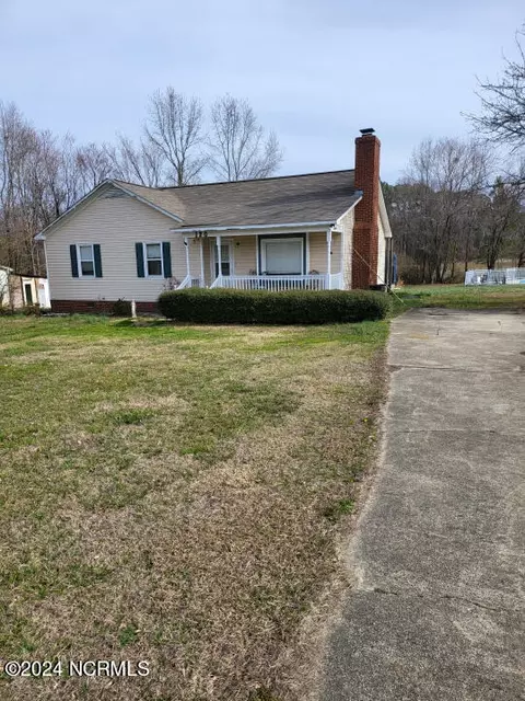 120 Sandlebrook Dr, Clayton, NC 27520