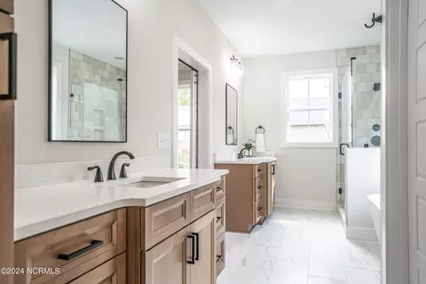 Bath - 2 Watson Ct, Pinehurst, NC 28374 photo 5 of 12
