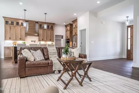 Living - 2 Watson Ct, Pinehurst, NC 28374 photo 1 of 1
