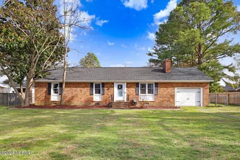 102 Newsome Rd, Goldsboro, NC 27534