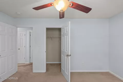 Bedroom - 132 Van Riggs Rd, Hubert, NC 28539 photo 2 of 4