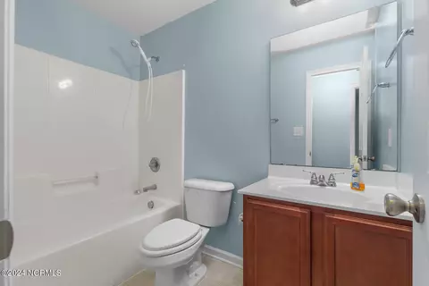 Bath - 132 Van Riggs Rd, Hubert, NC 28539 photo 1 of 3