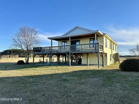 190 Albemarle Shore Ext, Columbia, NC 27925