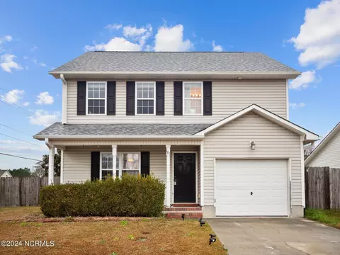 101 Indigo Dr, Maysville, NC 28555