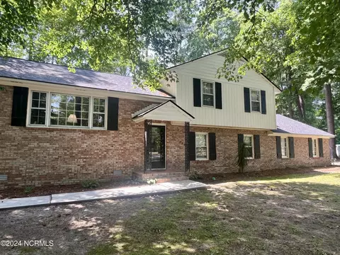 203 Holly Hill Rd, Murfreesboro, NC 27855