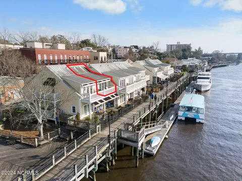 212 S Water St #2-M, Wilmington, NC 28401