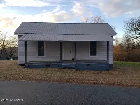 100 Spivey St, Rockingham, NC 28379