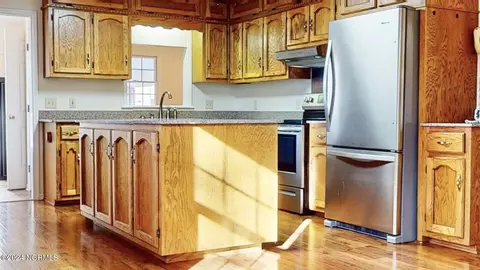 Kitchen - 1132 N Moore Rd, Robbins, NC 27325 photo 2 of 5