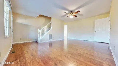 Living - 1132 N Moore Rd, Robbins, NC 27325 photo 2 of 5