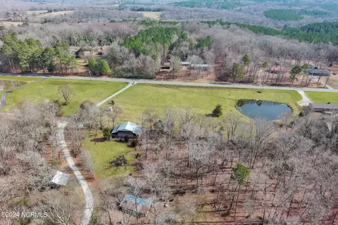 View/Area - 1132 N Moore Rd, Robbins, NC 27325 photo 4 of 5