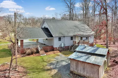 Exterior - 1132 N Moore Rd, Robbins, NC 27325 photo 7 of 16