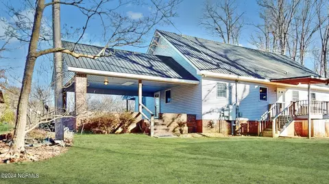 Exterior - 1132 N Moore Rd, Robbins, NC 27325 photo 10 of 16