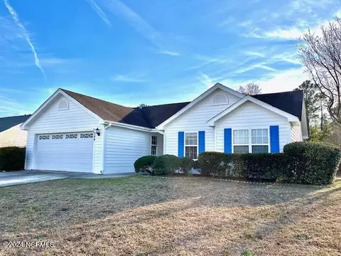 309 Putnam Dr, Wilmington, NC 28411