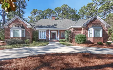 30 Brookhaven Rd, Pinehurst, NC 28374