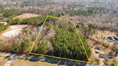 691 Old Pollocksville Rd, New Bern, NC 28562