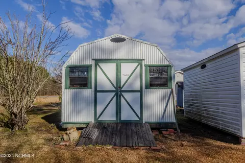 2357 Bailey Rd, Williamston, NC 27892 photo 17