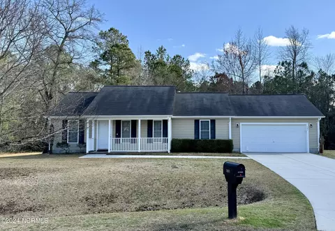 121 Gregory Dr, Jacksonville, NC 28540