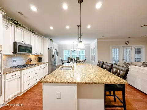 Kitchen - 227 Hydrangea Ln, Hampstead, NC 28443 photo 3 of 3
