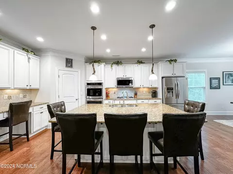 Kitchen - 227 Hydrangea Ln, Hampstead, NC 28443 photo 2 of 3