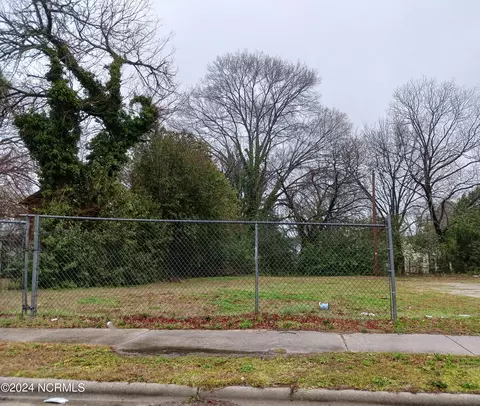 909 Nash St E, Wilson, NC 27893